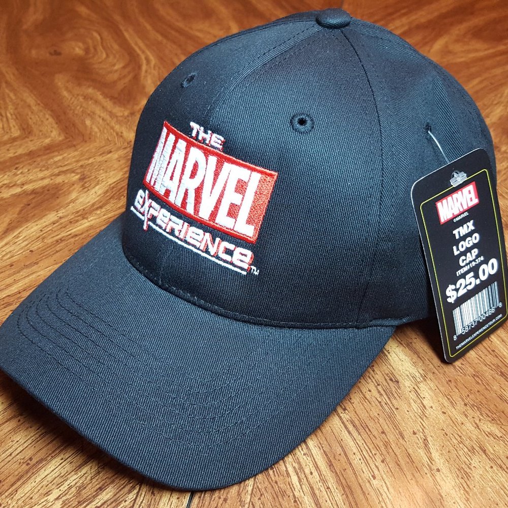 MARVEL LOGO BLACK CAP - Adjustable Size Hat - NWT